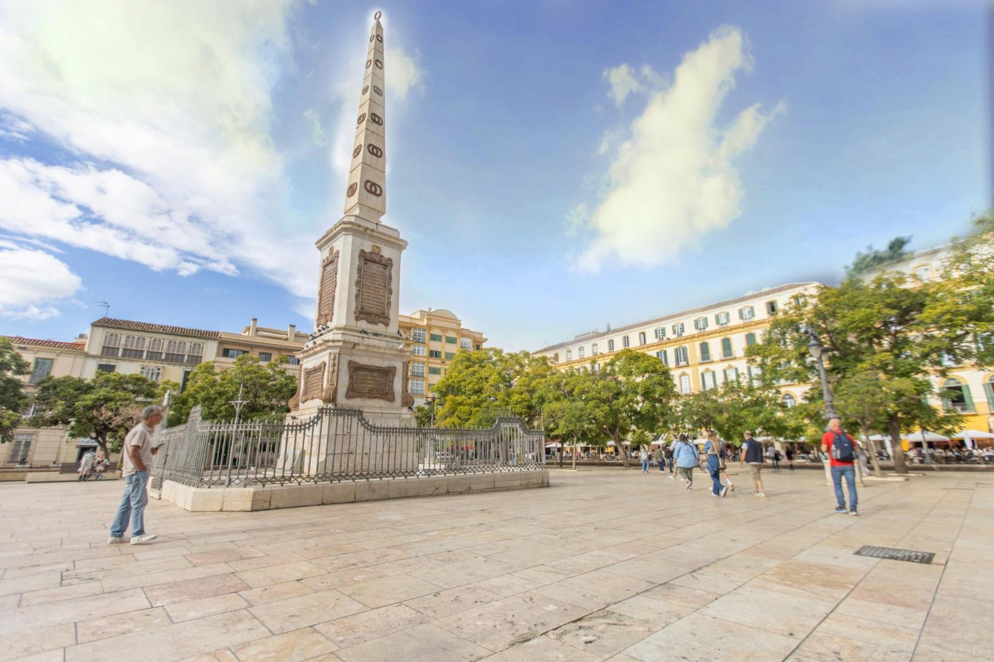 Homely Malaga San Juan De Letran Plaza De La Merced Exterior foto